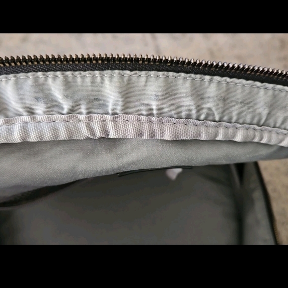 AWAY The Backpack Black Travel Carry-On Luggage 25.5L  Expandable Nylon TSA Bag - Picture 14 of 14